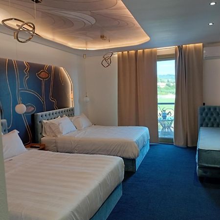 Greek House Hotel Neos Marmaras Bagian luar foto